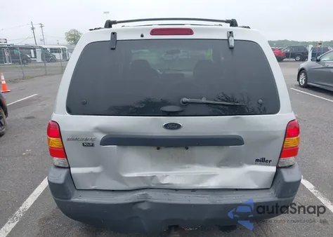 2002 Ford Escape Xlt z USA, uszkodzony, nr VIN 1FMYU04192KC73886